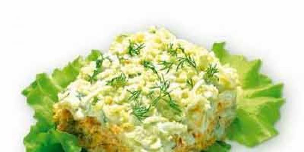 Рецепт: Салат из вареной рыбы Салат из хека